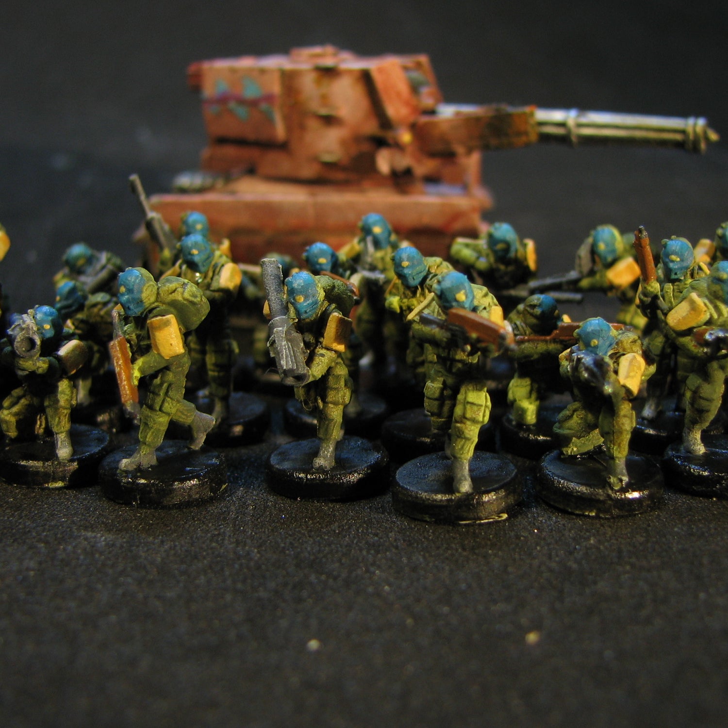 1/144 Scale Mini — Loyalist Infantry